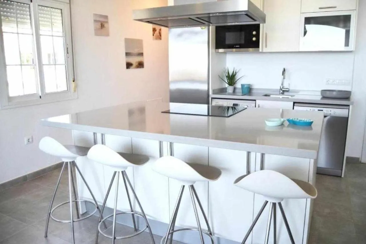 Tarifa Beach Rentals Tortuga 2 0*,